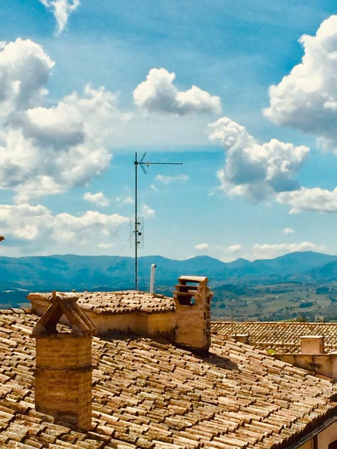 Vicolo Fabbri Appartamenti Montefalco Exterior foto